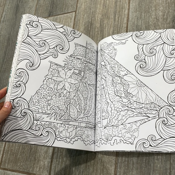 Mermaid Coloring Book - Picture 4 of 14